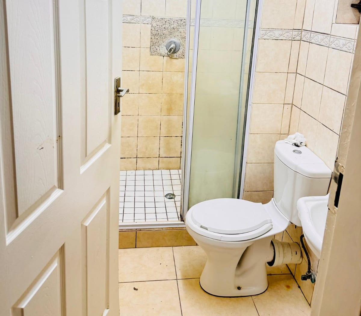 2 bedroom cottage in Sandton