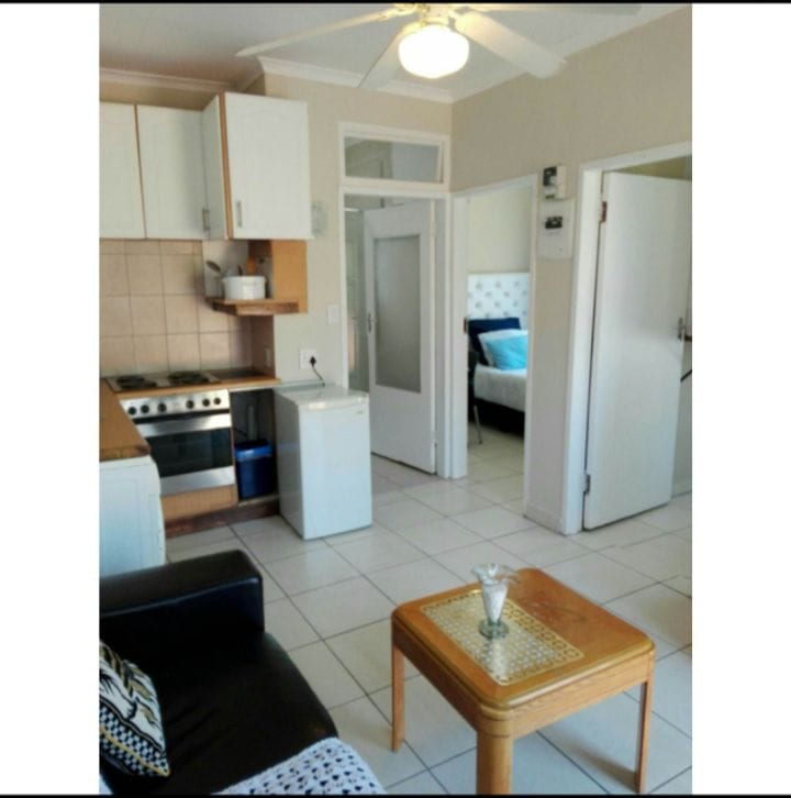 2 bedroom cottage in Randburg