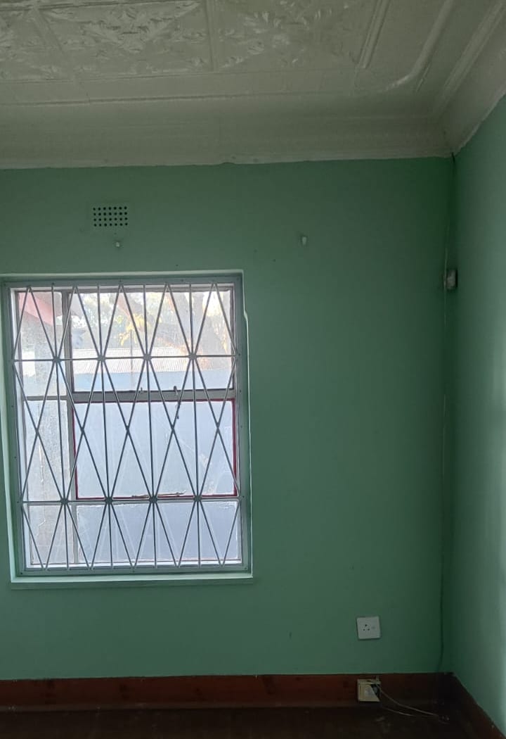 3 bedroom house in Westdene