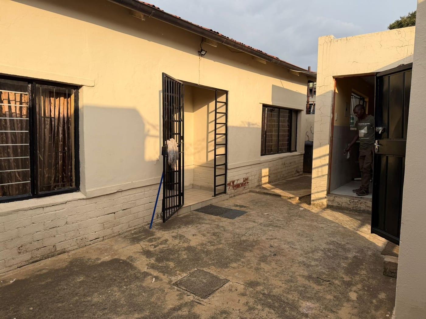 NSFAS/Public bursary accommodation in Hursthill