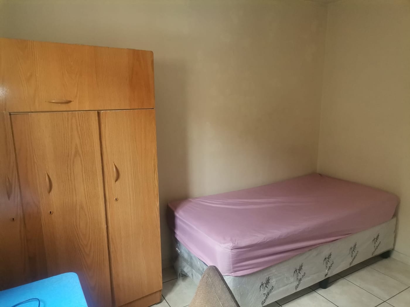 UJ NSFAS / Public Bursary Singles & Ensuites Brixton