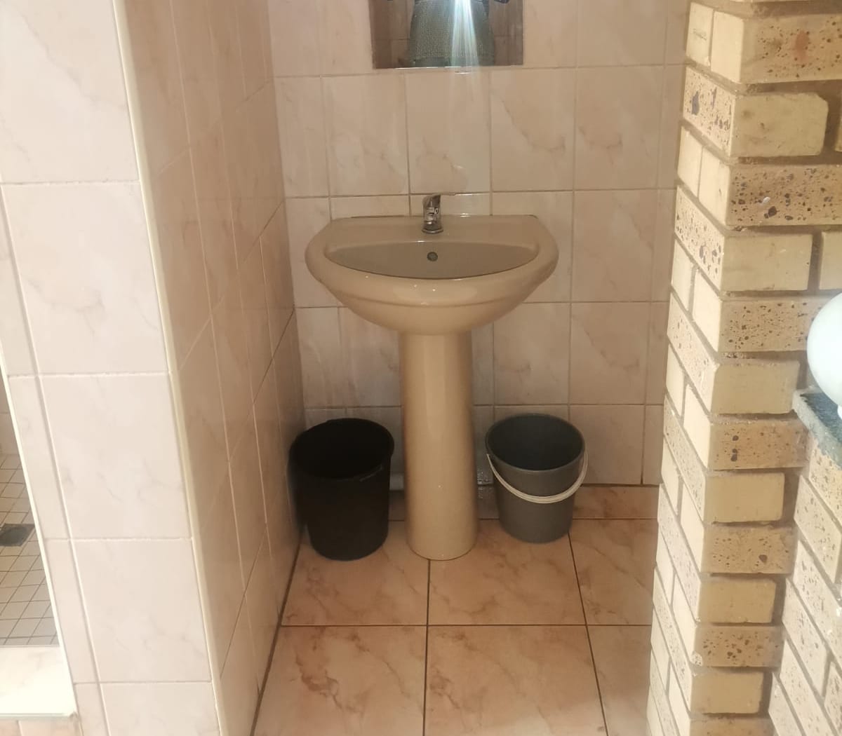 UJ NSFAS / Public Bursary Singles & Ensuites Brixton