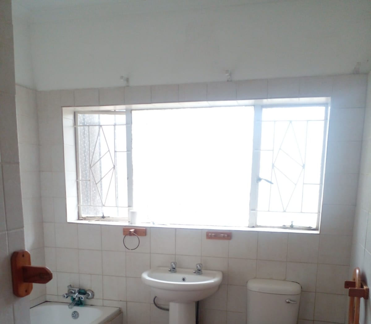 Single rooms in Westdene