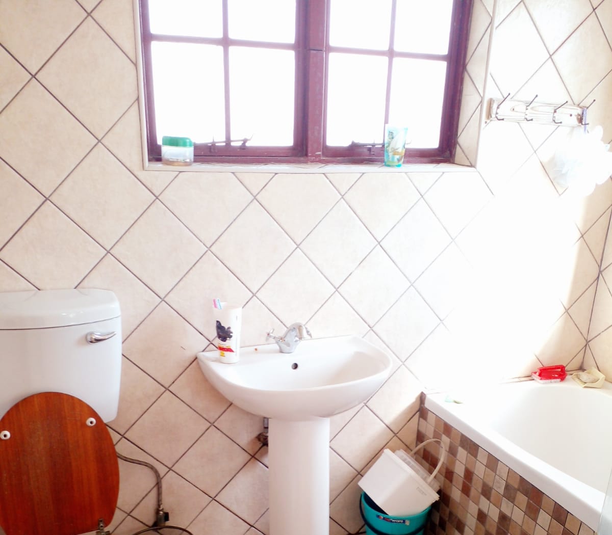 Rooms in Hurst Hill