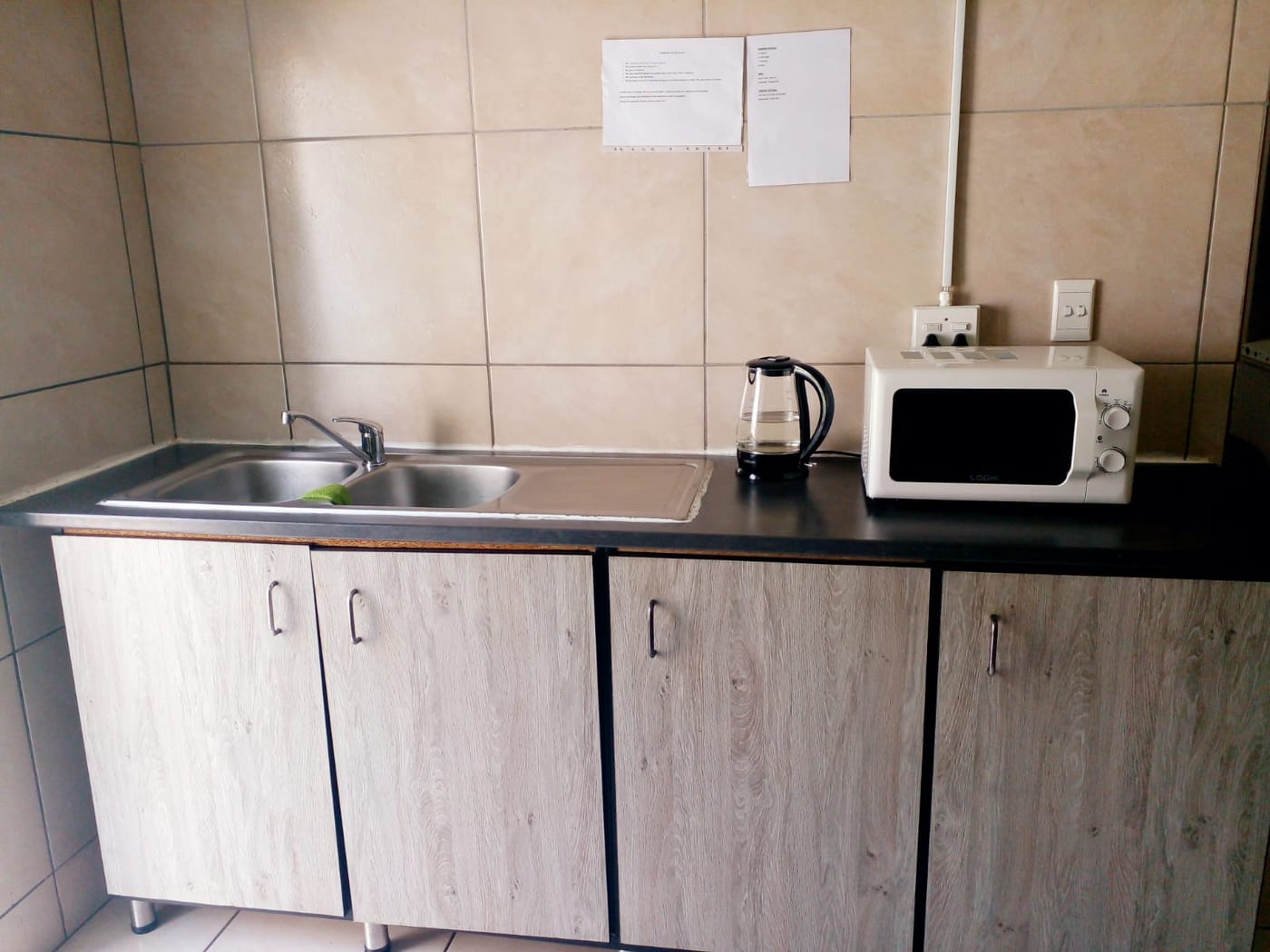 Rooms in Hurst Hill