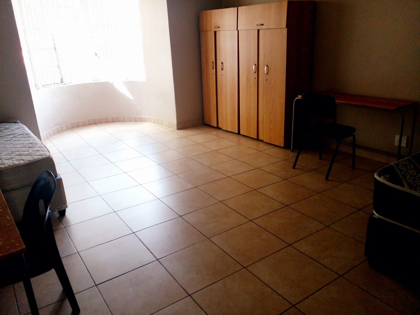 Rooms in Hurst Hill