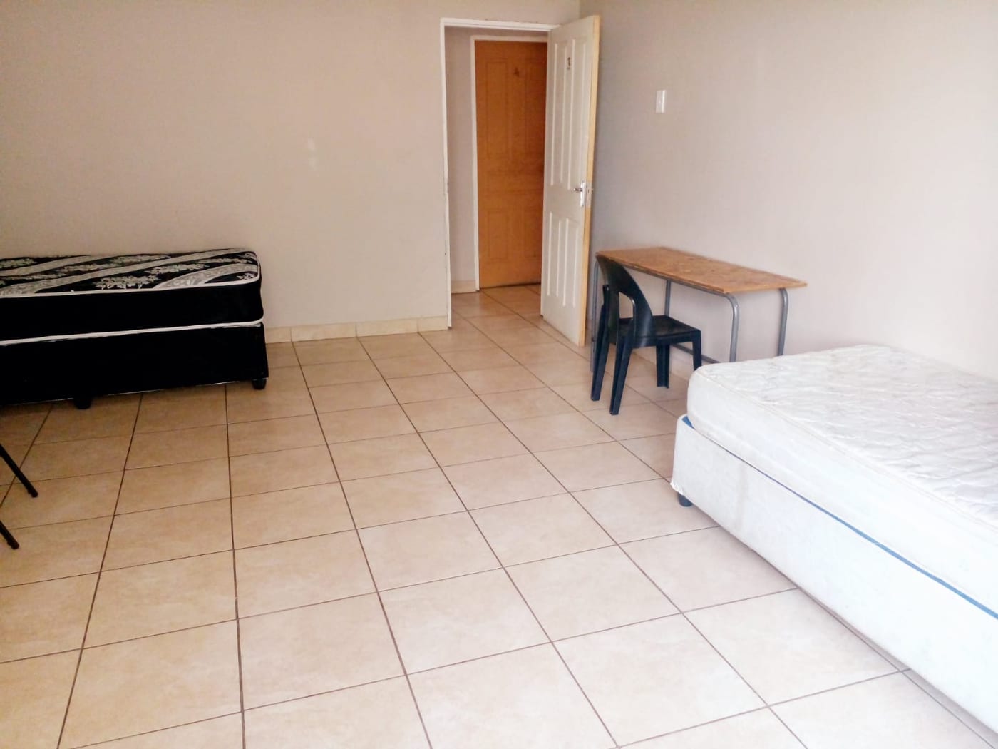 Rooms in Hurst Hill