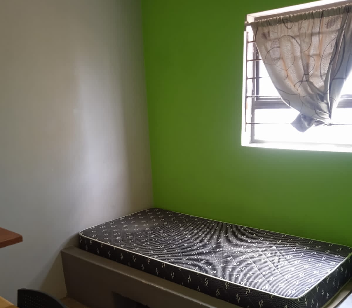 Single rooms in Hurst Hill