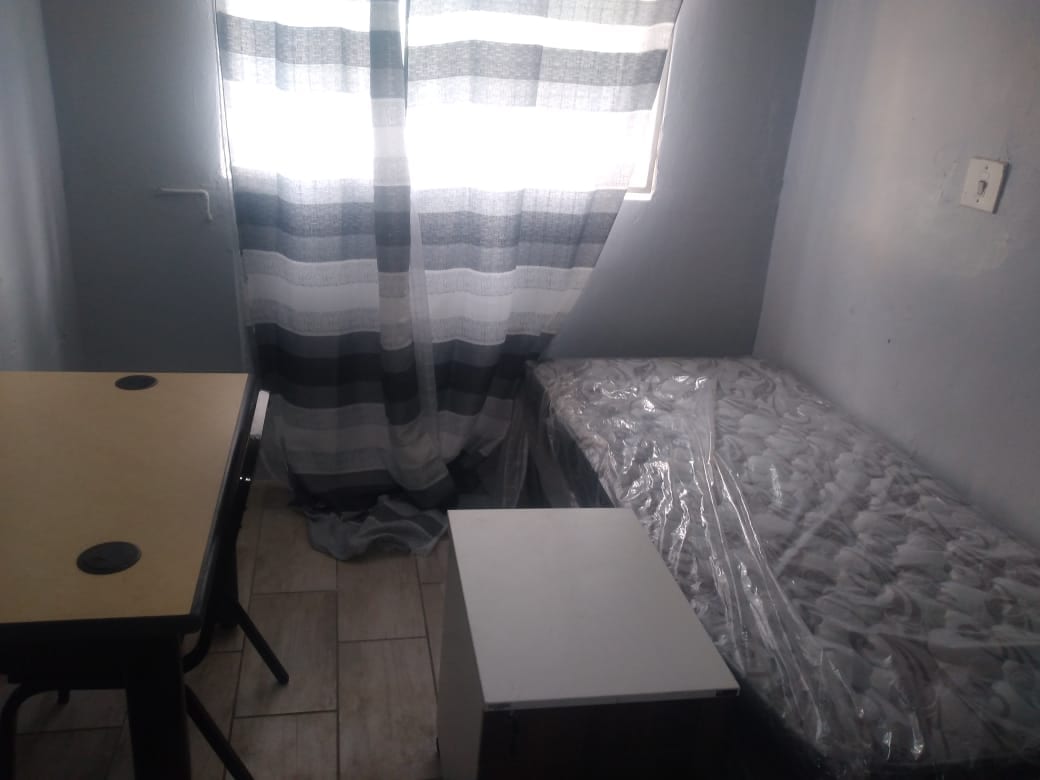 Single rooms in Melville