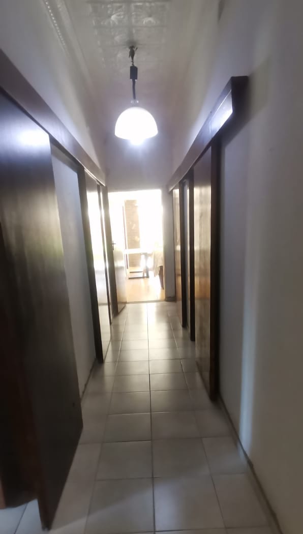 Ladies only single rooms in Rossmore