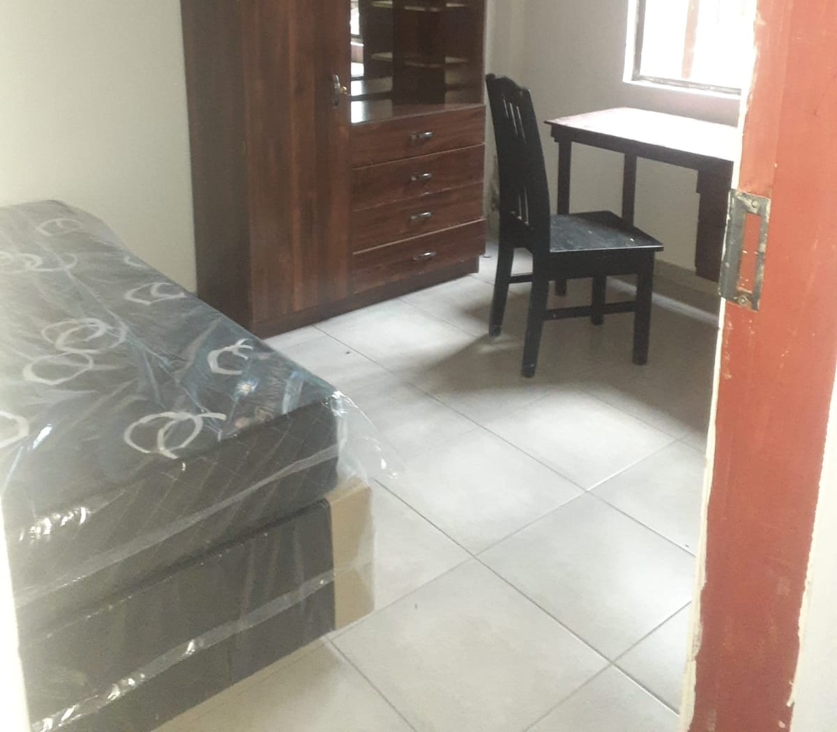 Rooms in a 2 bedroom cottage