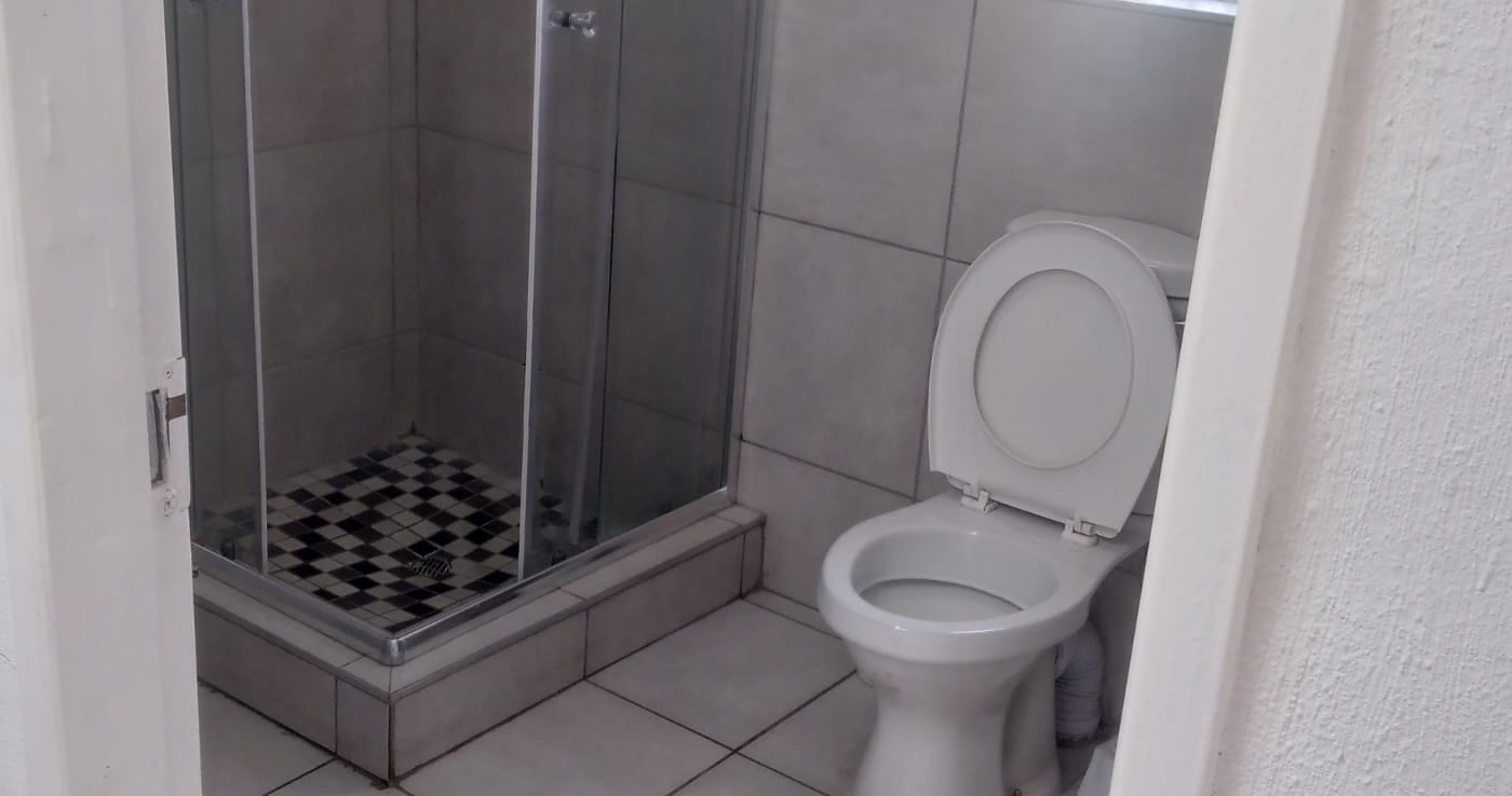 Single rooms in Auckland Park