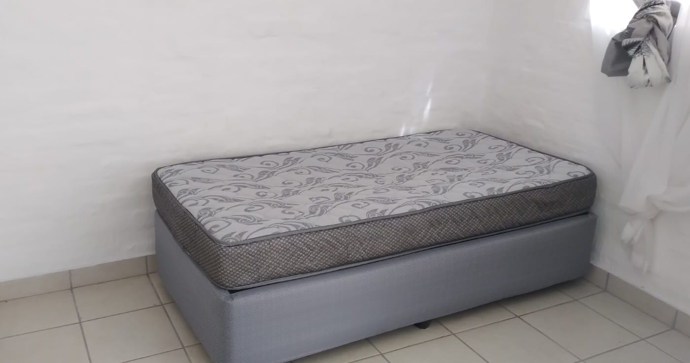 Single rooms in Auckland Park