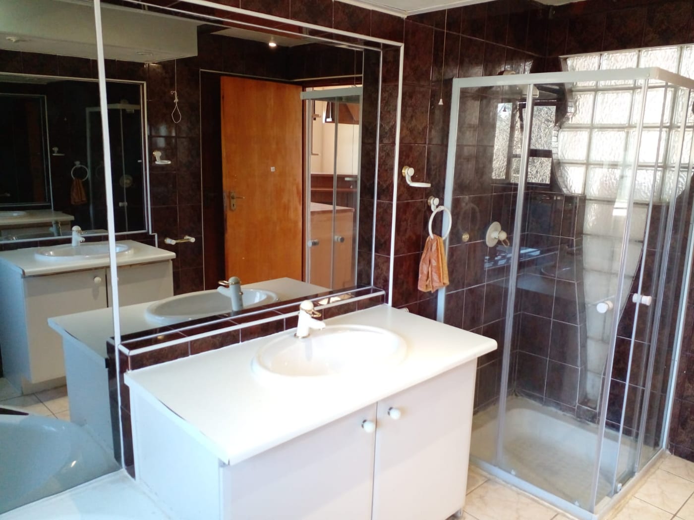Accommodation in Melville