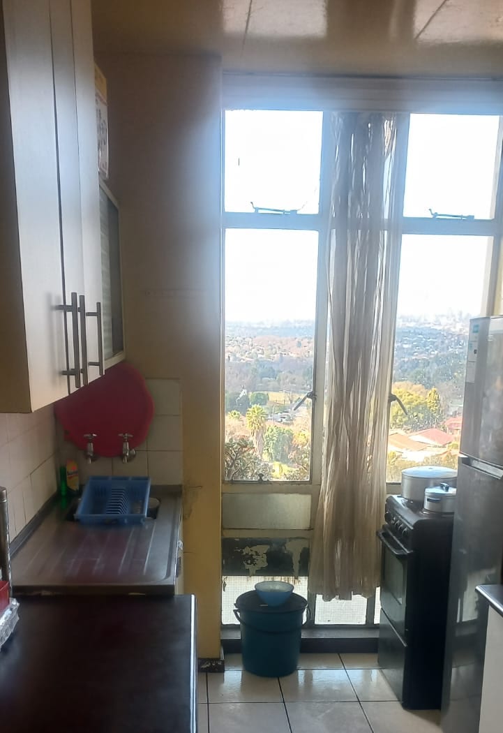 2 Bedroom apartment in Sophiatown