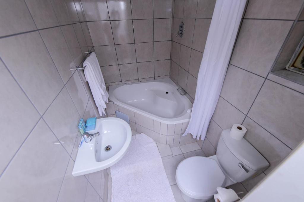 Ensuites in Brixton