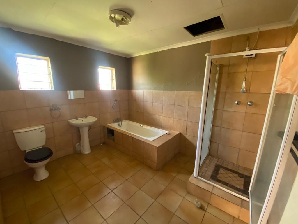Single rooms in Centurion