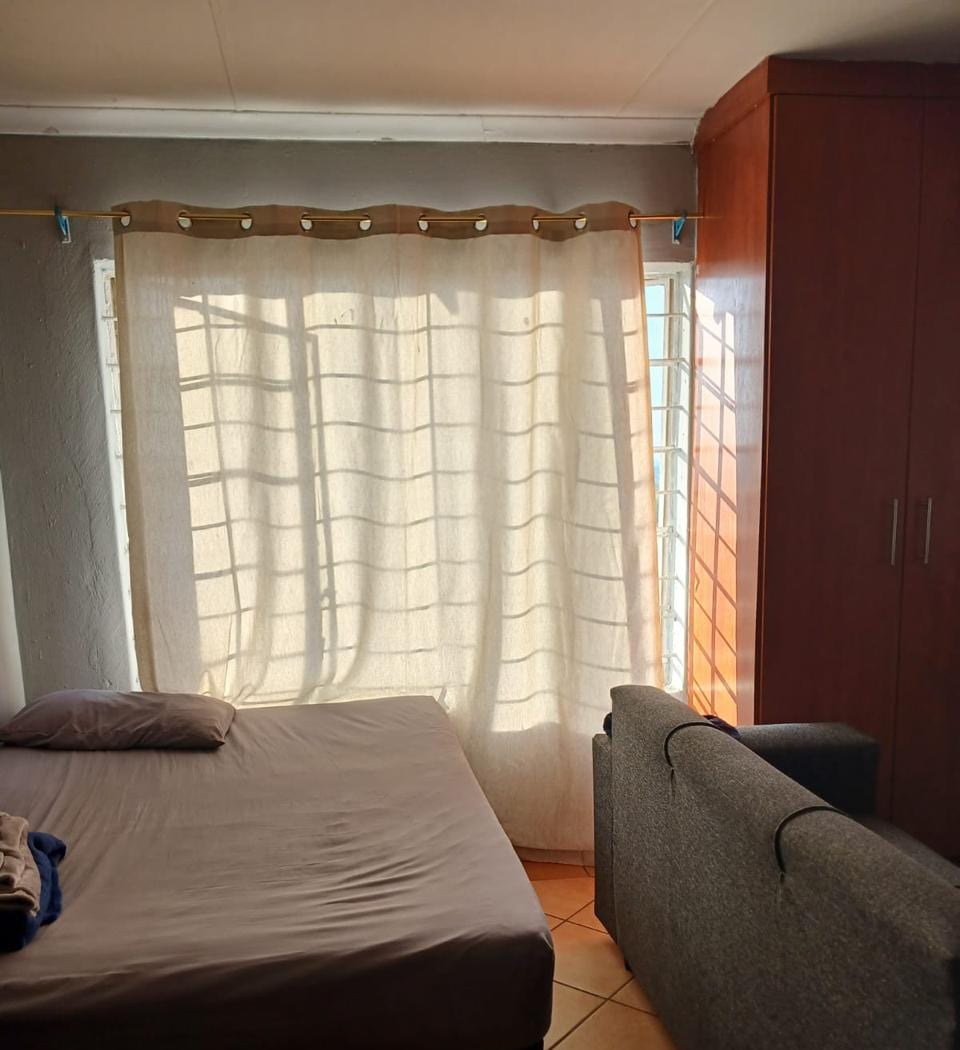 Single rooms in Centurion