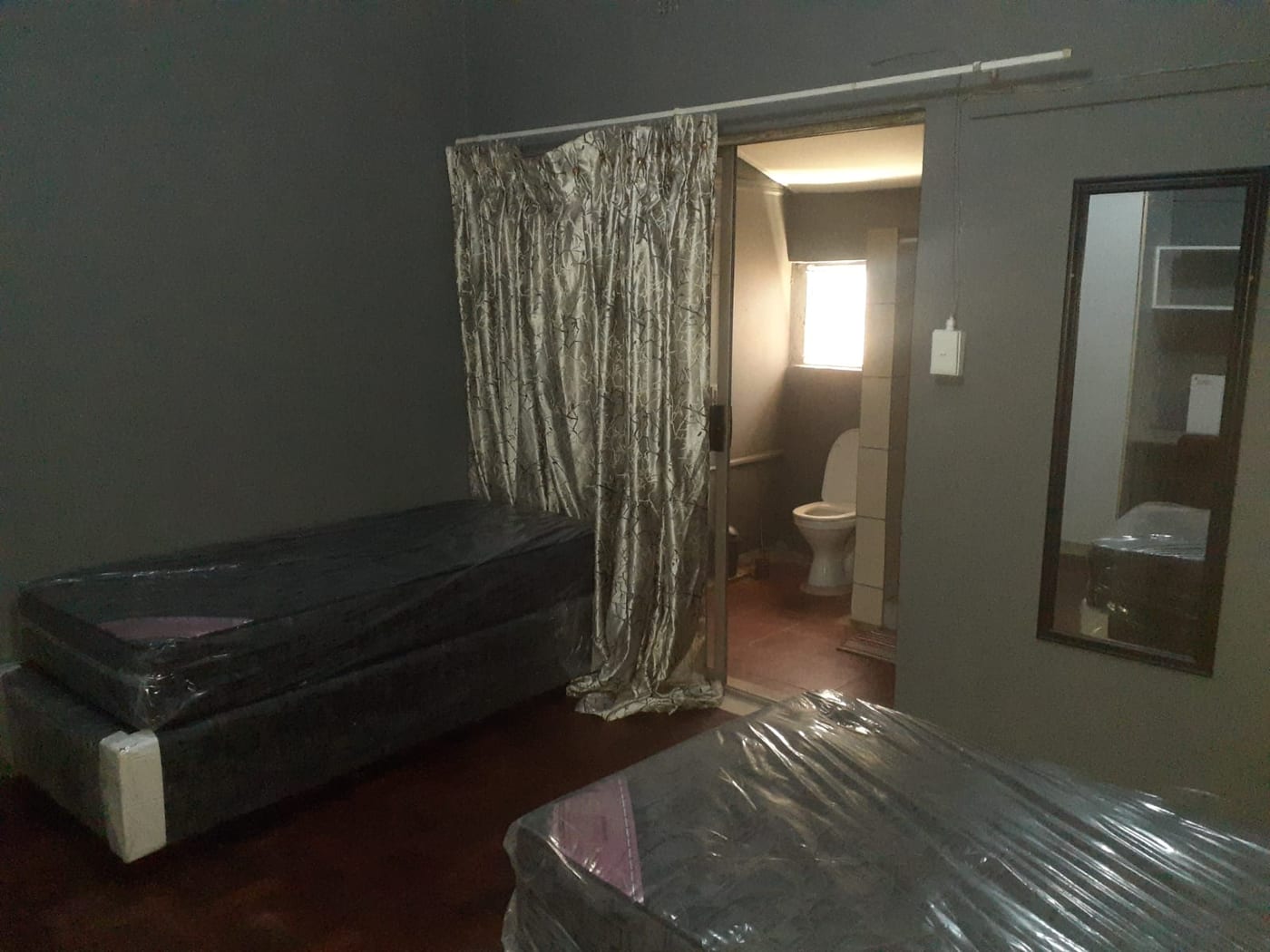 Accommodation in Westdene