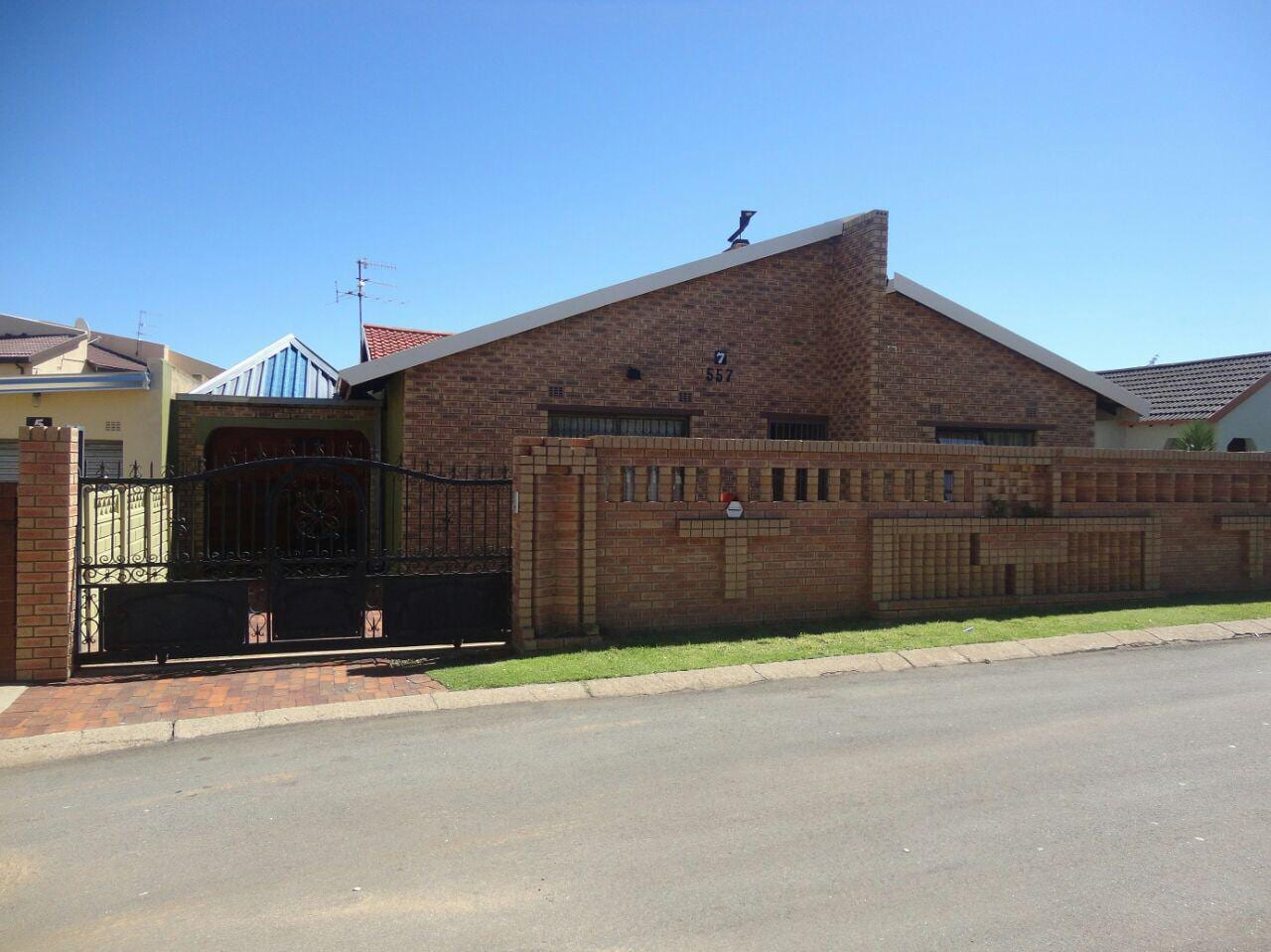 NSFAS rooms in Soweto