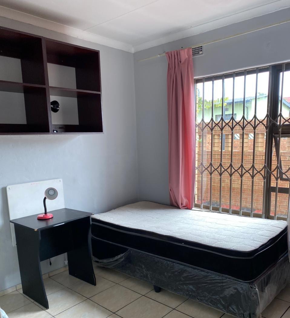 NSFAS rooms in Soweto